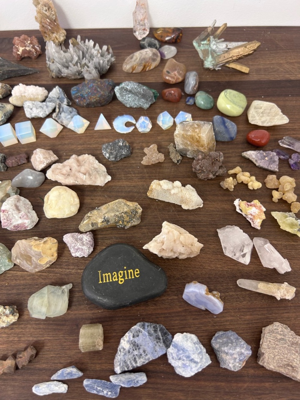 Large Crystal Collection Lot - Picture 5 of 7